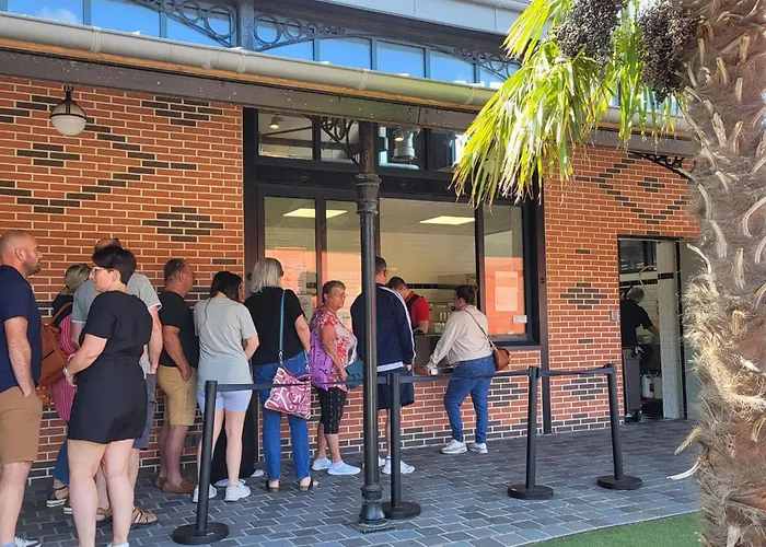 Schoenes Haus Fuer 6 Personen By Interhome * Isigny-sur-Mer