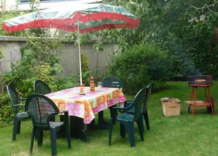 Schoenes Haus Fuer 6 Personen By Interhome Дом отдыха